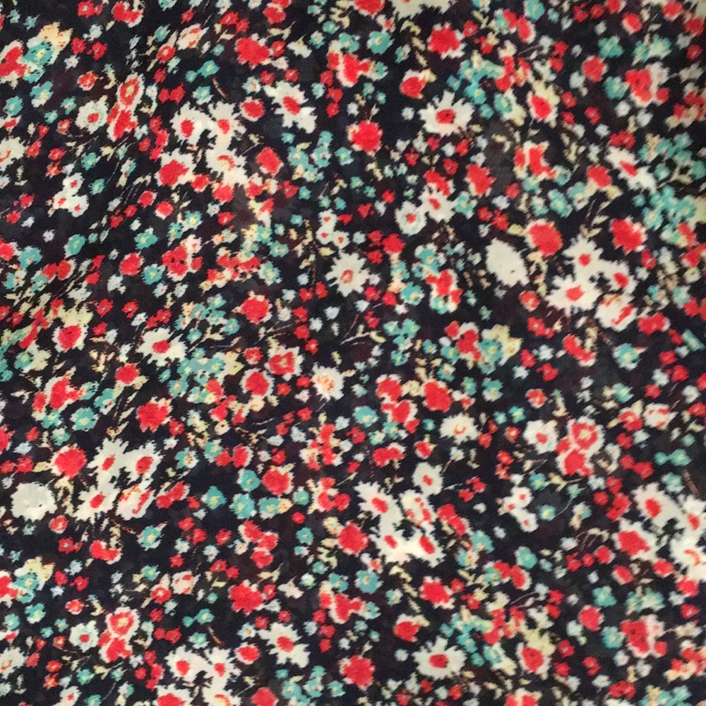 Floral Bell Sleeve top / blouse😍 - Picture 6 of 7